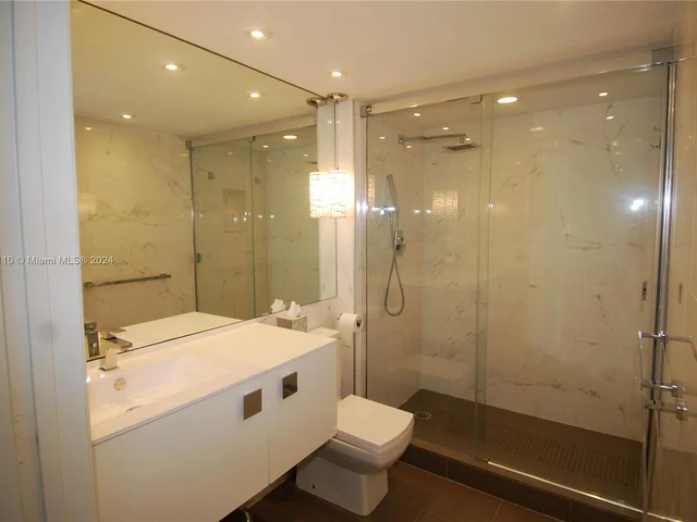 90 Alton Rd # 2708, Miami Beach FL 33139