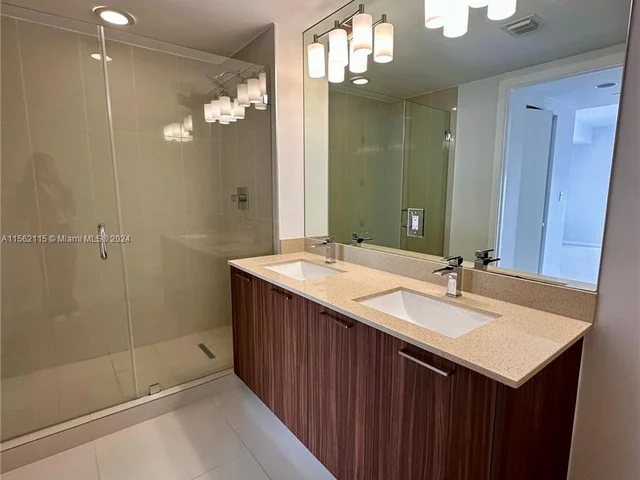 5252 NW 85th Ave # 1909, Doral FL 33166