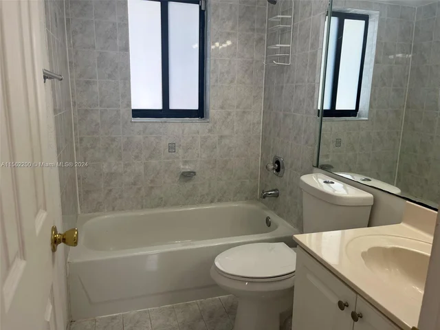 17801 SW 114th Ave, Miami FL 33157