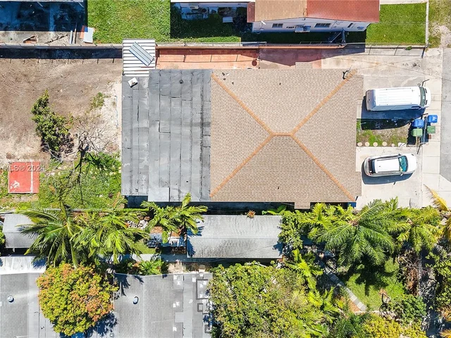 939 NW 23rd Ct # 939, Miami FL 33125