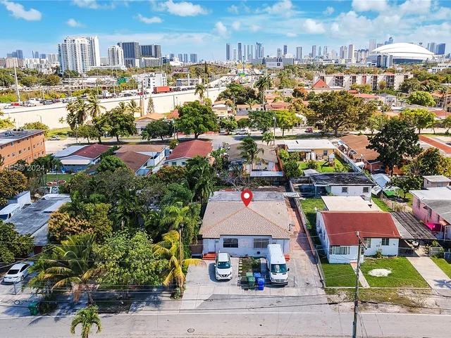 939 NW 23rd Ct # 939, Miami FL 33125