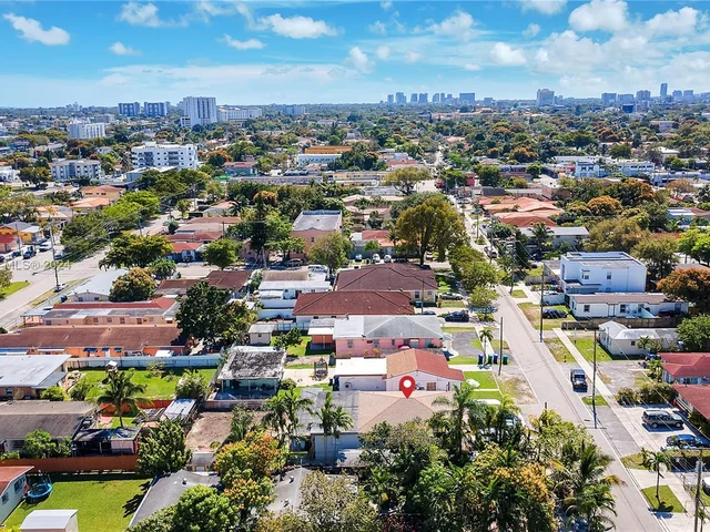 939 NW 23rd Ct # 939, Miami FL 33125