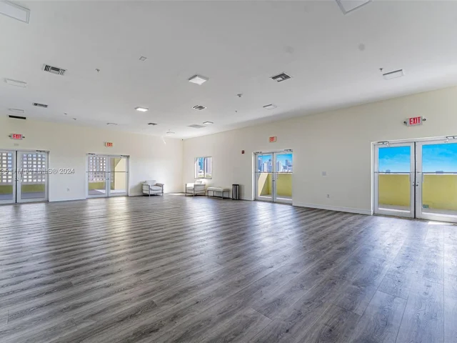 816 NW 11th St # 1103, Miami FL 33136