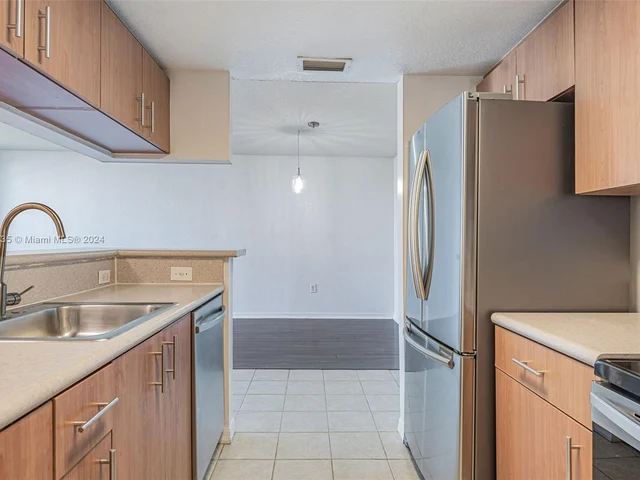 816 NW 11th St # 1103, Miami FL 33136