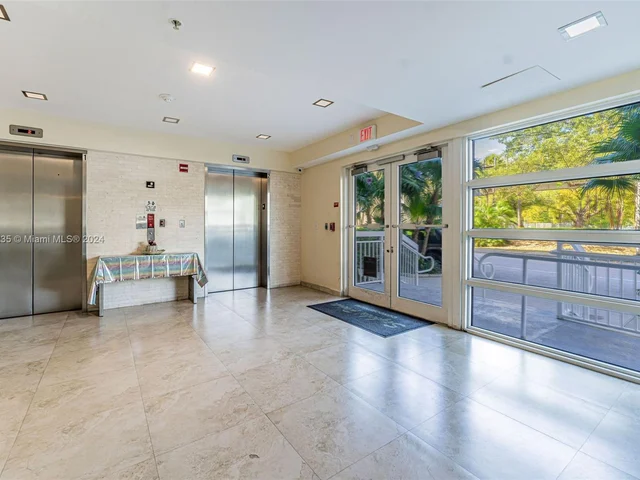 816 NW 11th St # 1103, Miami FL 33136