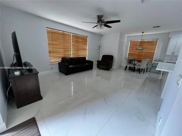 18930 SW 16th St, Pembroke Pines FL 33029