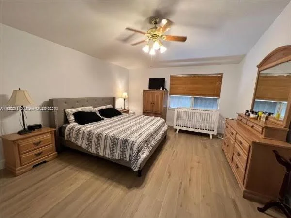 18930 SW 16th St, Pembroke Pines FL 33029