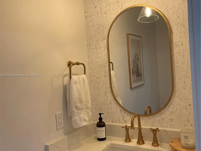 1873 NW 12th St, Boca Raton FL 33486