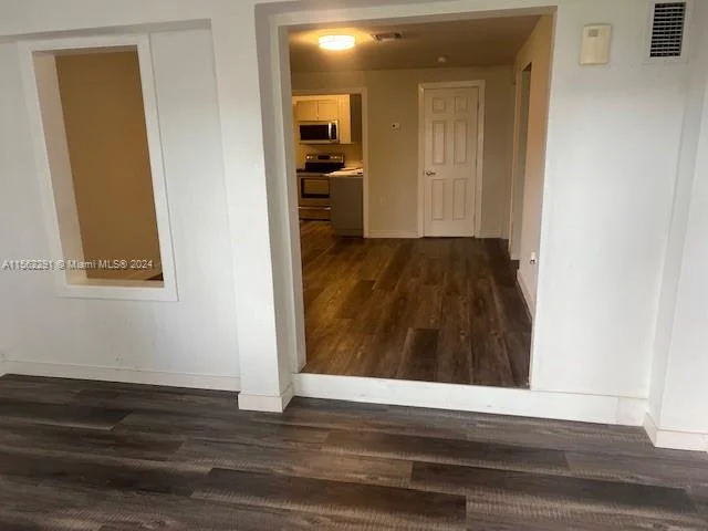 76 W 14th St # 0, Hialeah FL 33010