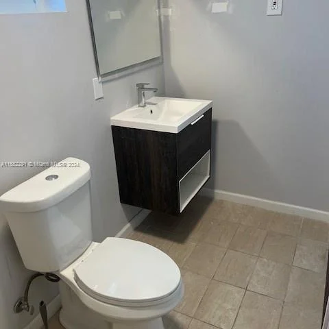 76 W 14th St # 0, Hialeah FL 33010