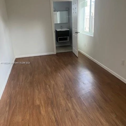 76 W 14th St # 0, Hialeah FL 33010