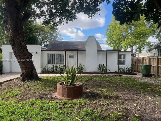 76 W 14th St # 0, Hialeah FL 33010