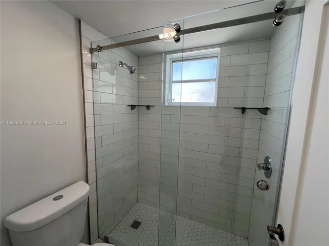 821 Euclid Ave # 304, Miami Beach FL 33139