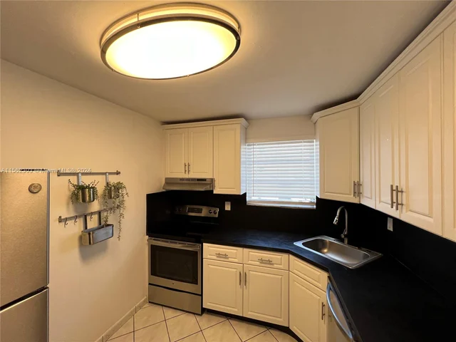 821 Euclid Ave # 304, Miami Beach FL 33139