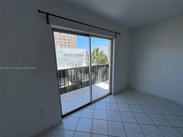 821 Euclid Ave # 304, Miami Beach FL 33139