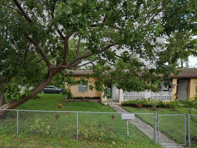 9900 NW 10th Ave # 9902, Miami FL 33150