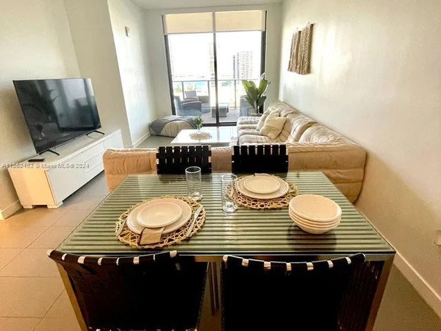 1600 NE 1st Ave # 1601, Miami FL 33132