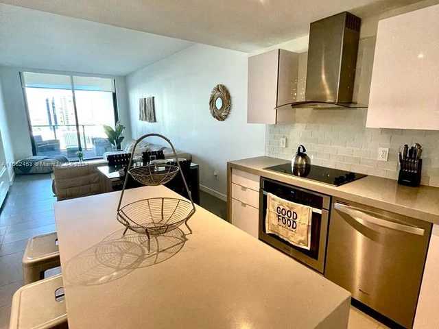 1600 NE 1st Ave # 1601, Miami FL 33132