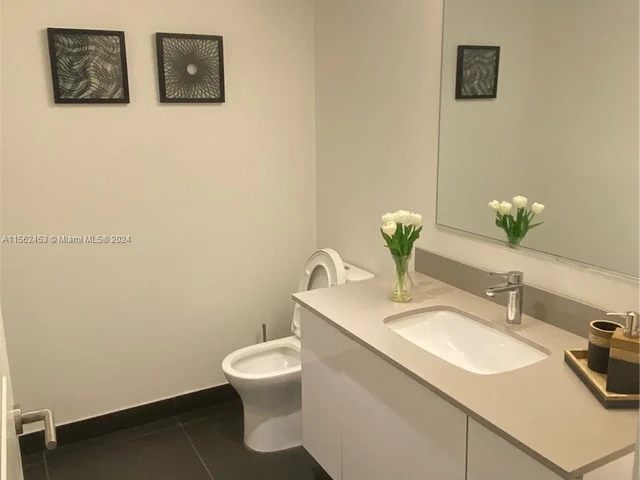 1600 NE 1st Ave # 1601, Miami FL 33132