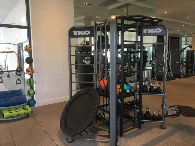 1600 NE 1st Ave # 1601, Miami FL 33132