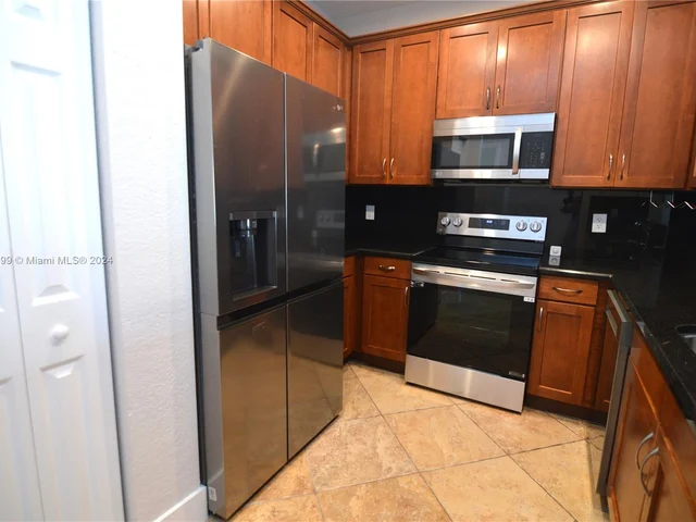 5752 Hampton Hills Blvd, Tamarac FL 33321