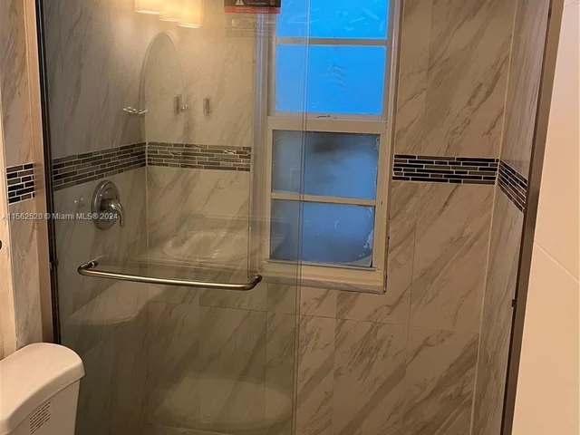 130 Antiquera Ave # 12, Coral Gables FL 33134