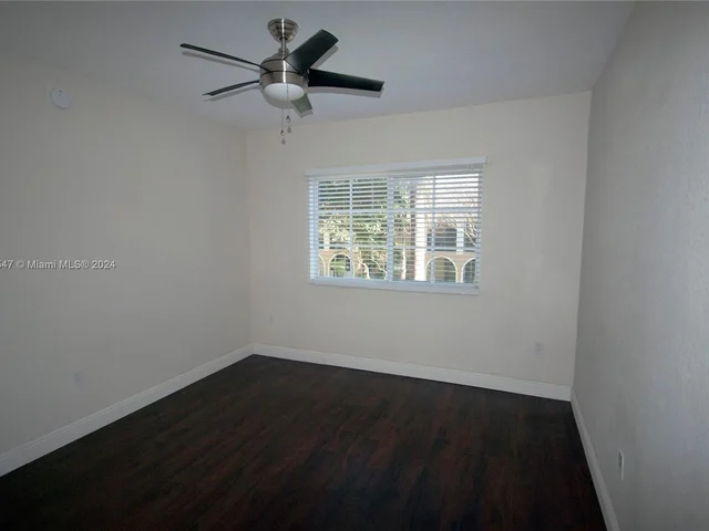 2564 Centergate Dr # 206, Miramar FL 33025