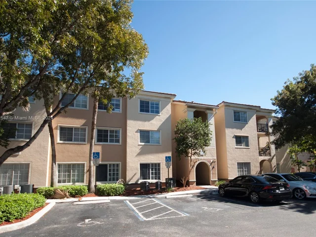 2564 Centergate Dr # 206, Miramar FL 33025