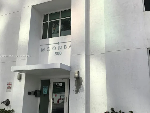 500 NE 29th St # 902, Miami FL 33137