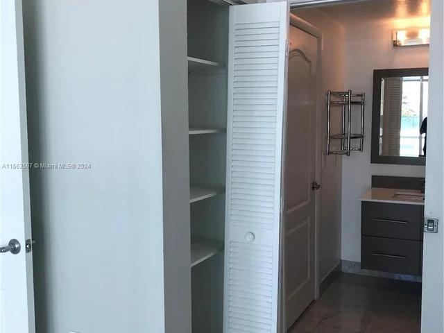 500 NE 29th St # 902, Miami FL 33137