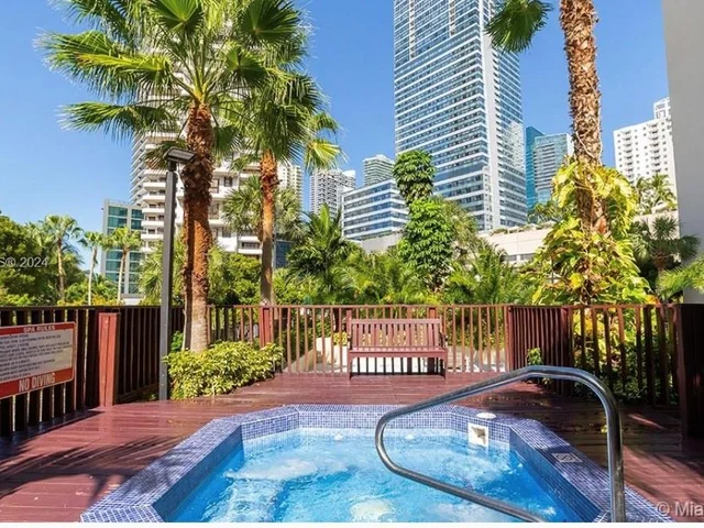 1450 Brickell Bay Dr # 314, Miami FL 33131