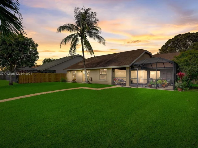 5726 SW 89th Way, Cooper City FL 33328