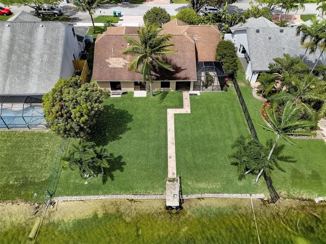 5726 SW 89th Way, Cooper City FL 33328