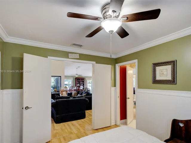 5726 SW 89th Way, Cooper City FL 33328