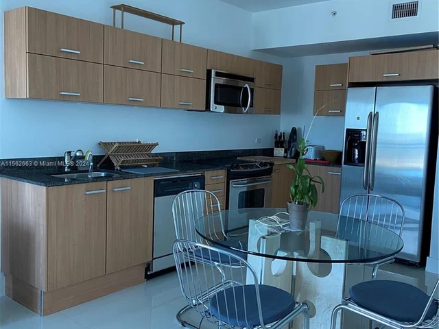 350 S Miami Ave # 3811, Miami FL 33130
