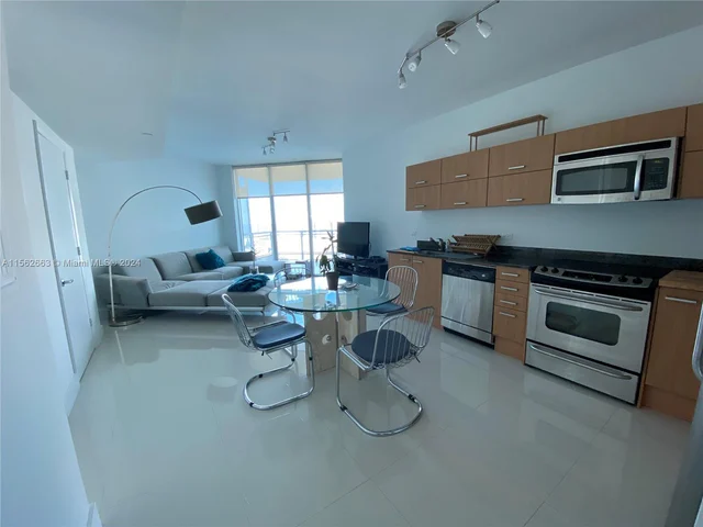 350 S Miami Ave # 3811, Miami FL 33130