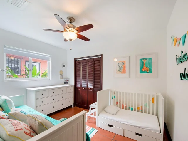 1212 Aguila Ave, Coral Gables FL 33134