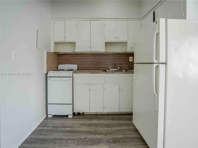 460 NE 82nd Ter # 7, Miami FL 33138