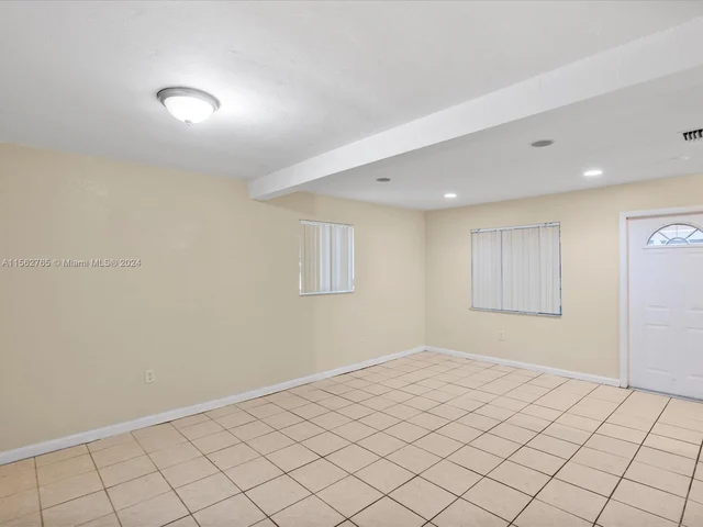 13241 NE 3rd Ct # b, North Miami FL 33161