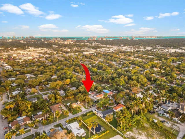 13241 NE 3rd Ct # b, North Miami FL 33161