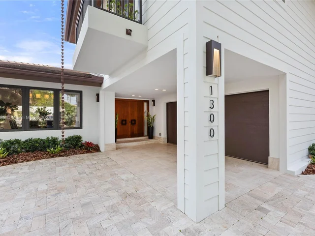 1300 Lugo Ave, Coral Gables FL 33156
