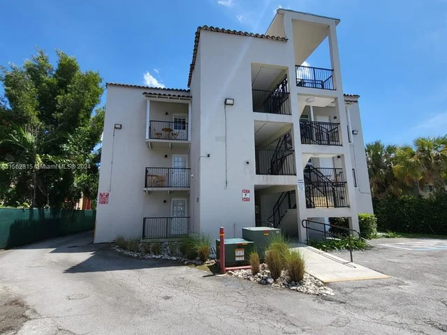 4271 NW South Tamiami Canal Dr # 106, Miami FL 33126