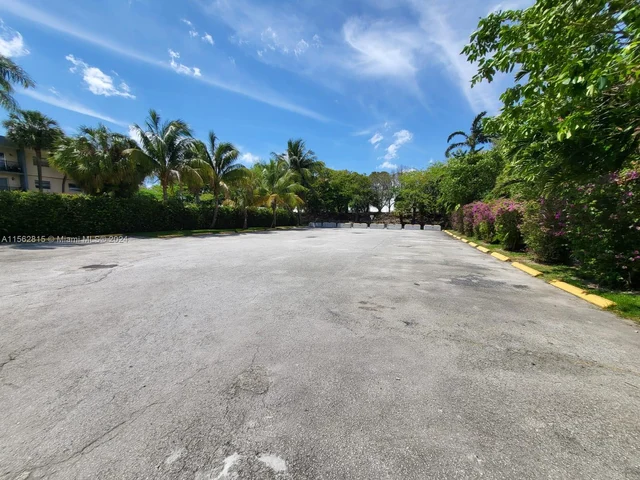 4271 NW South Tamiami Canal Dr # 106, Miami FL 33126