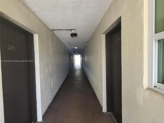 4271 NW South Tamiami Canal Dr # 108, Miami FL 33126