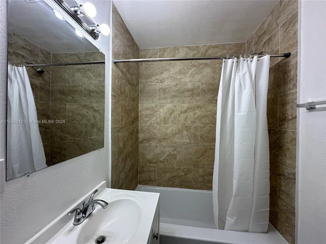 6032 SW 25th St # 1, Miramar FL 33023