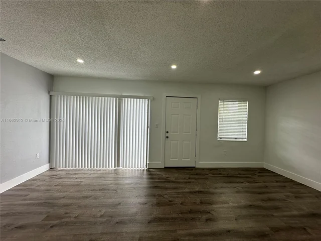 6032 SW 25th St # 1, Miramar FL 33023