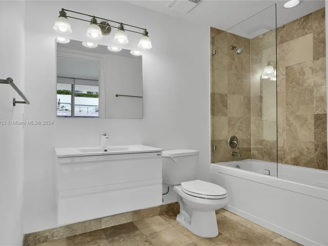 350 S Miami Ave # 708, Miami FL 33130