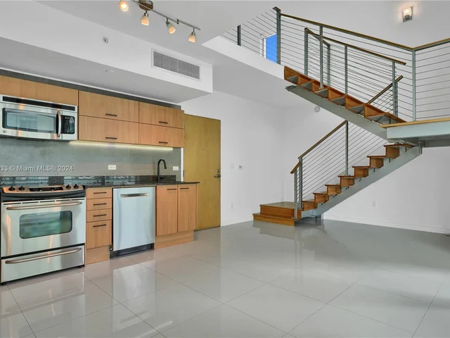 350 S Miami Ave # 708, Miami FL 33130