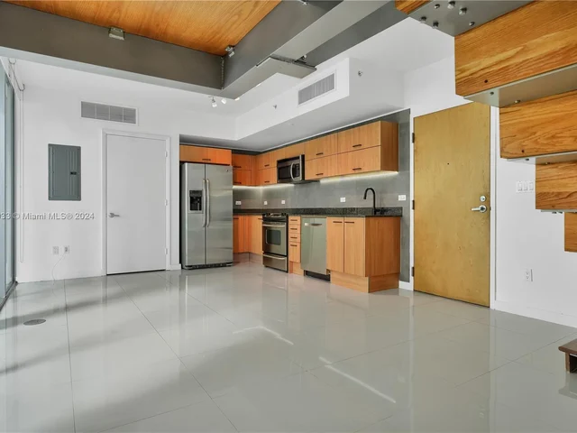 350 S Miami Ave # 708, Miami FL 33130