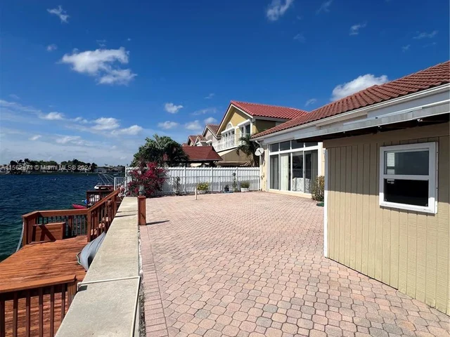 14749 SW 132nd Pl, Miami FL 33186